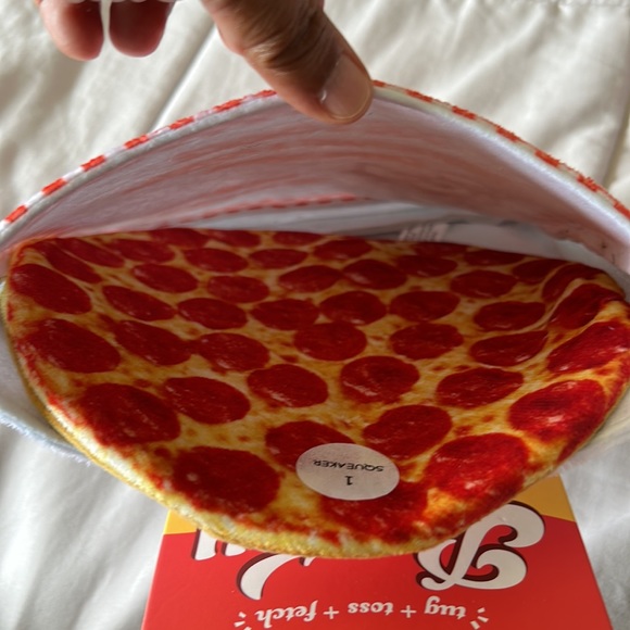 Pet Toy Pizza Tug Toss and Fetch Dog Toy - Picture 5 of 5